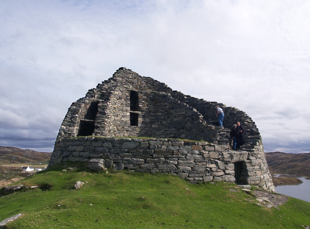 Dun Carloway broch2.jpg